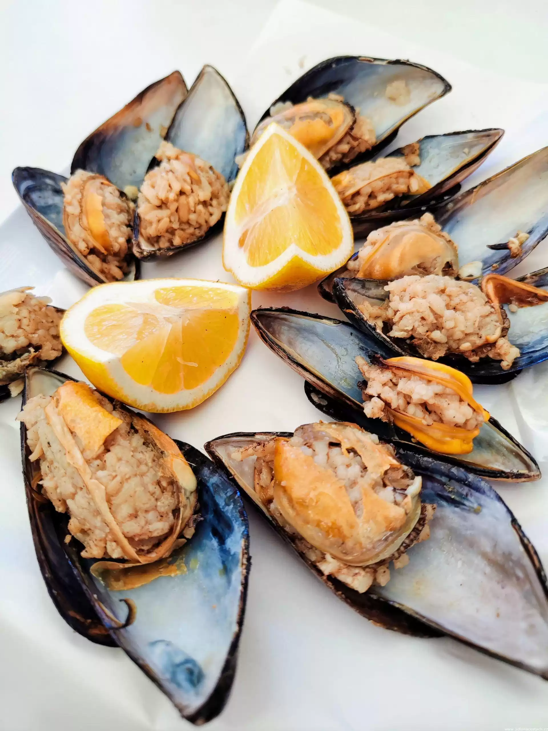 Midye Dolma